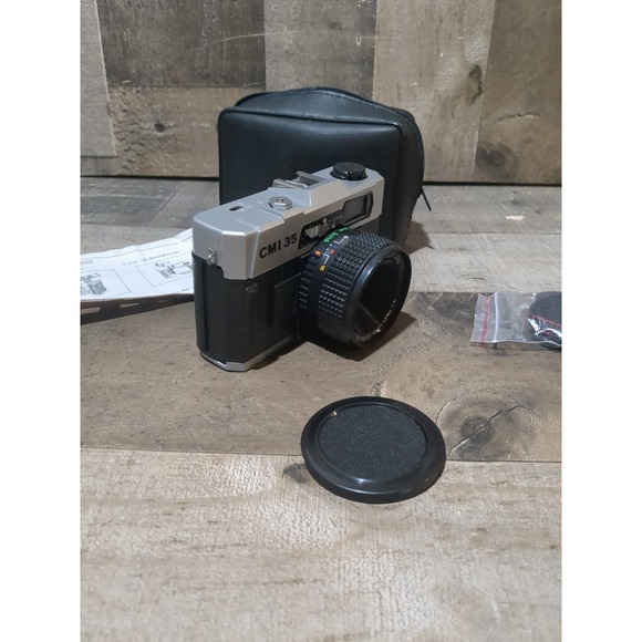 CMI 35 mm Point‎ & Shoot Camera, Pouch, strap and instructio - Picture 5 of 7